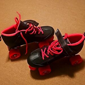 GTX Pacer Rollerskates
